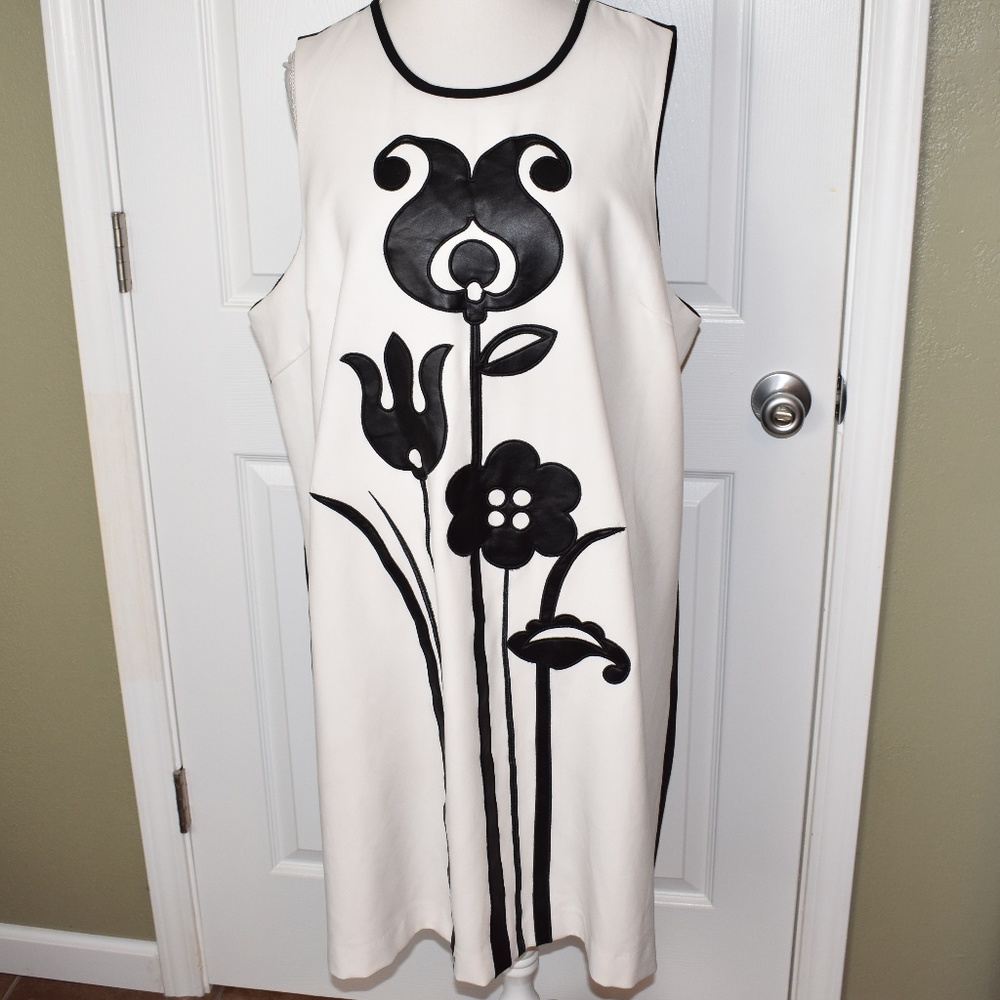 Victoria Beckham Target 2x Dress Black White